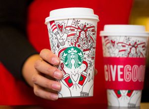 Cốc giấy Starbucks trong dịp giáng sinh